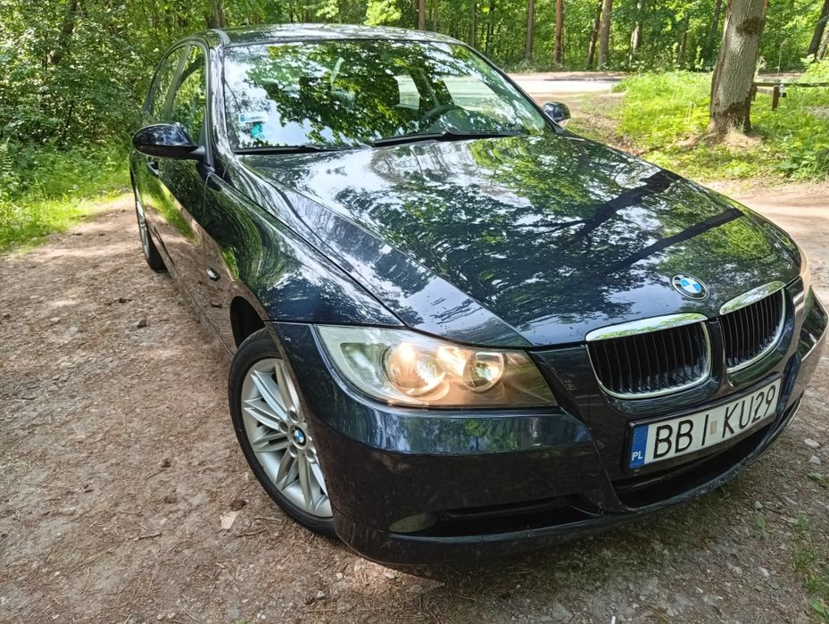 Sprzedam E90 2006r