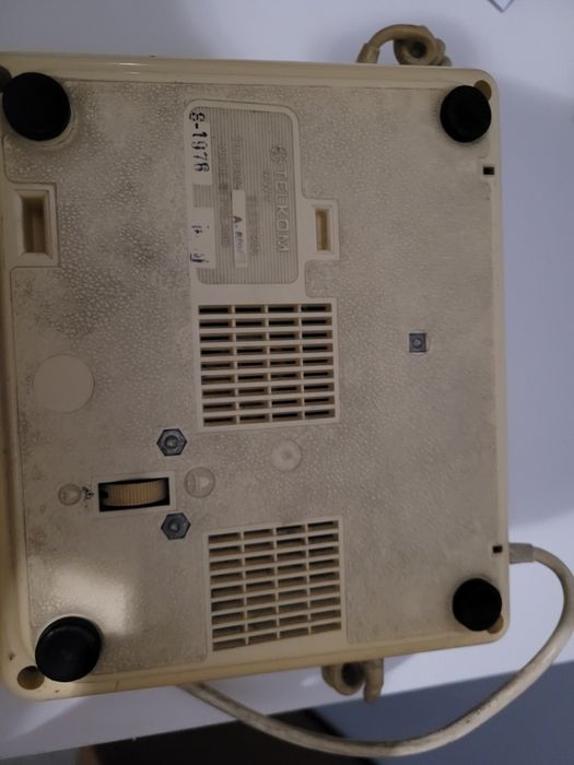 Telefon tarczowy RWT Tulipan PRL retro