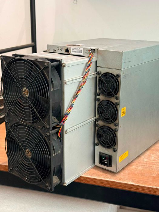 Bitmain Antminer S21+ | 235 Th/s | Mineradora USADA