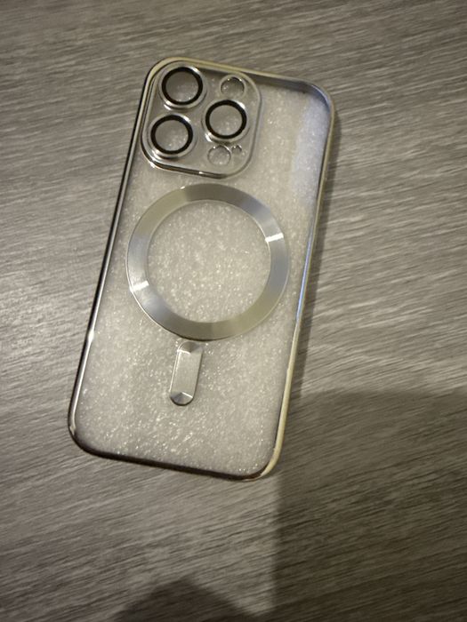 CAPA  IPHONE 15 PRO ja com protecao de cameras