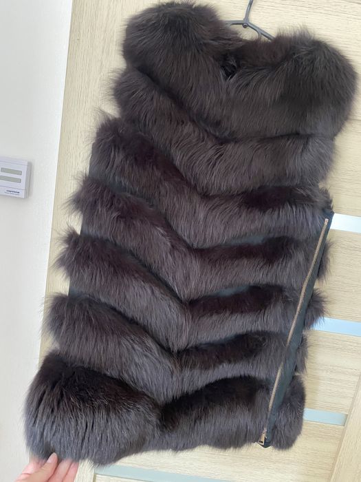 Жилетка хутро песця натуральна