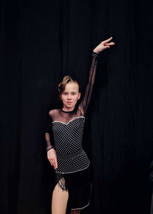 Продам плаття турнірне 2 одному.