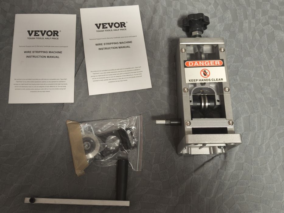 Ferramenta de decapagem de fios VEVOR de 1,5 a 25 mm com 1 lâmina de corte para cortar e decapar fios de cobre usados. (oferta de +. uma lâmina)