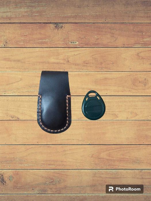 Шкіряна ключниця