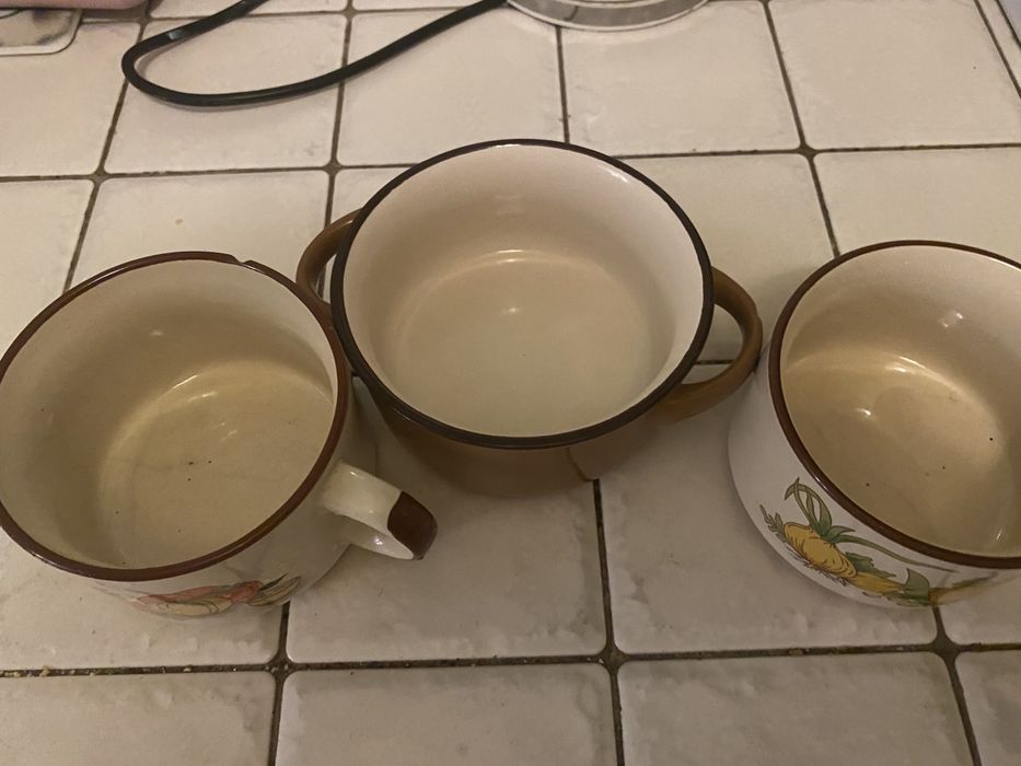 Cztery naczyń w stylu retro  angielskie