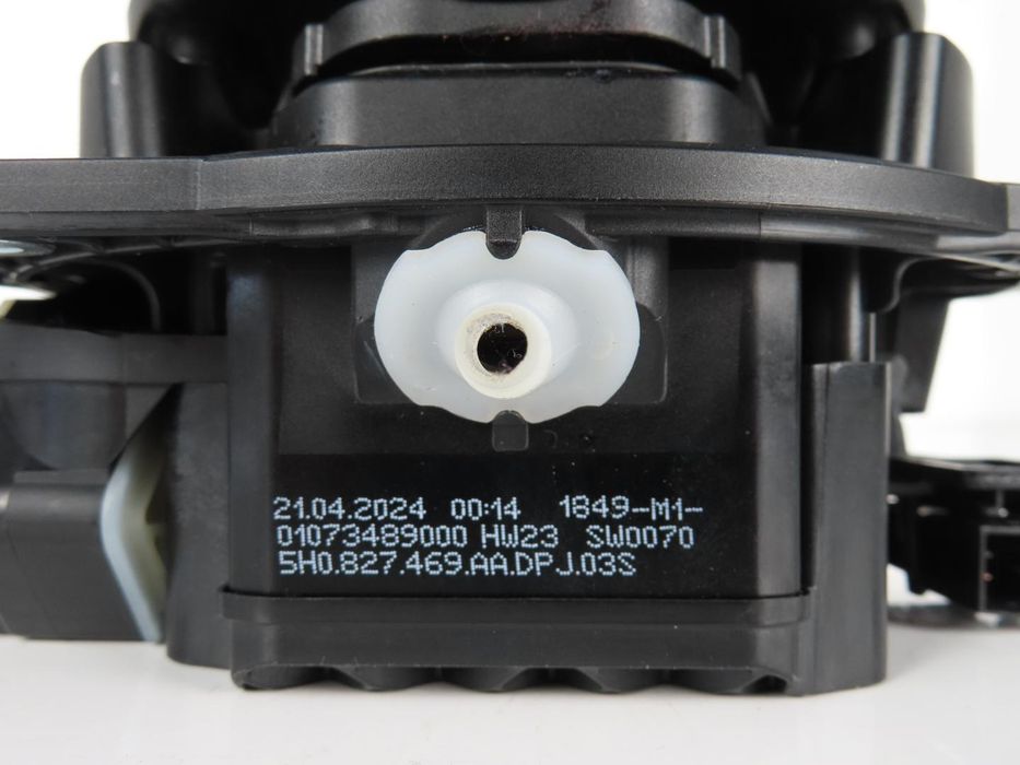 Puxador / Punho Mala Vw Golf Viii Hatchback Ref: 5H0827469Aa /