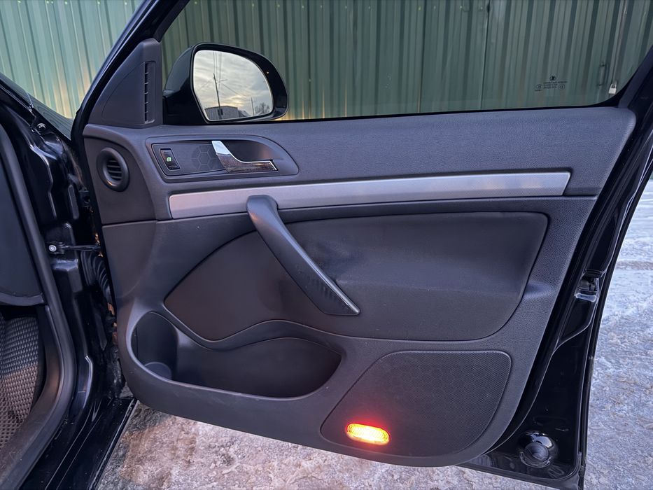 Продам Skoda Octavia 1.8