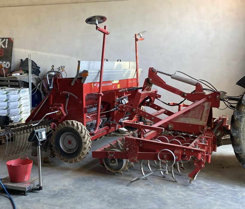 (Zestaw siewny Kongskilde) Agregat Kongskilde Vibro Compakt