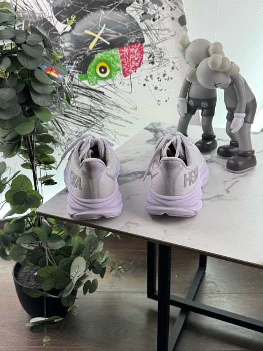 Кросівки Hoka Clifton 9 41 розмір Е12335