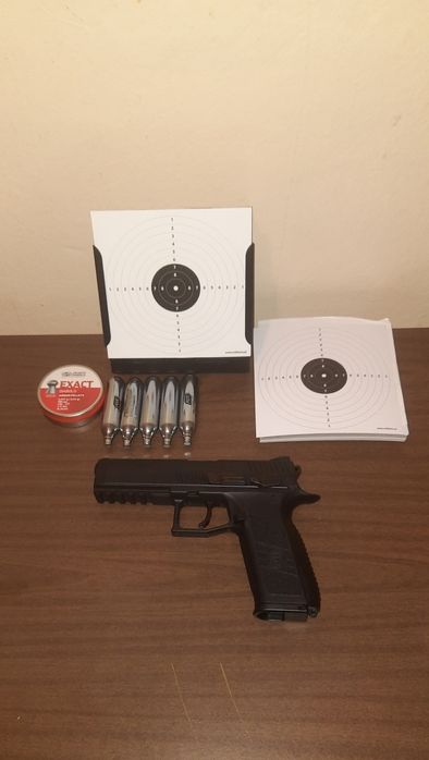 CZ P-09 CO2 GBB 4,5 mm Black + akcesoria