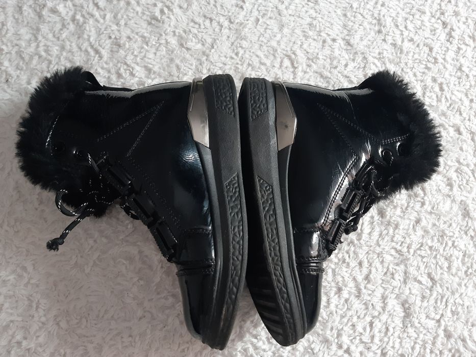 Buty botki damskie lekko ocieplane 38