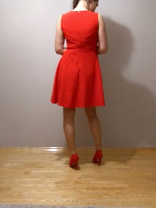 Sukienka rozkloszowana