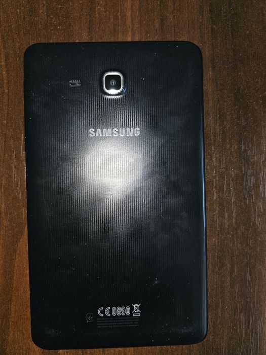 Продам планшет samsung A6.
