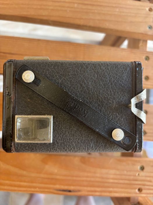 Máquina fotográfica antiga da Kodak