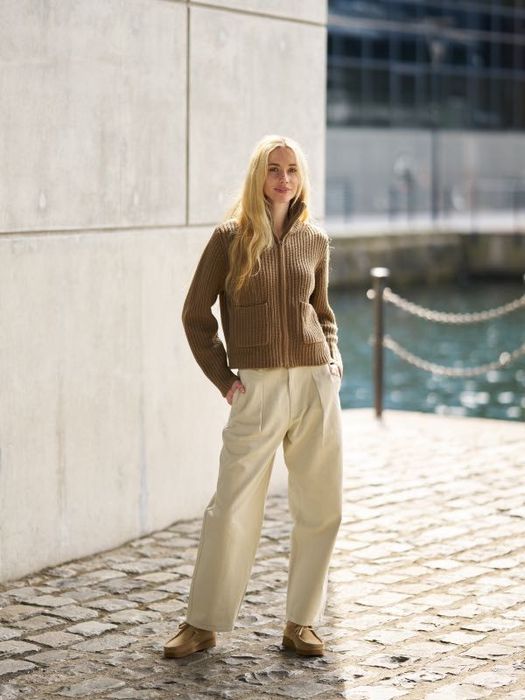 Нові бежеві нюд штани джинси висока талія Uniqlo