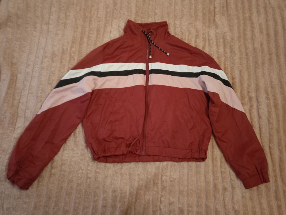 Жіноча  вітровка