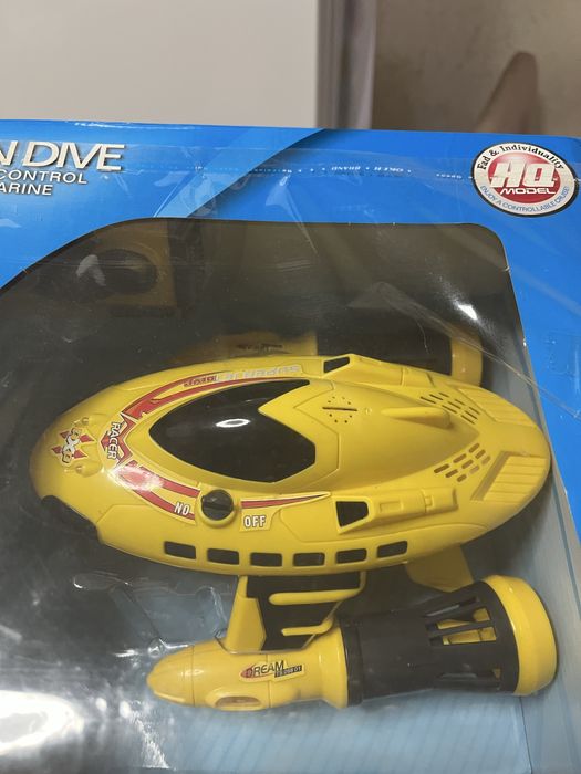 Продам підводний човен  на пульті , новий