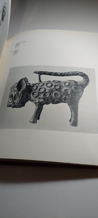 Escultura Africana no Museu de Etnologia do Ultramar (1968)