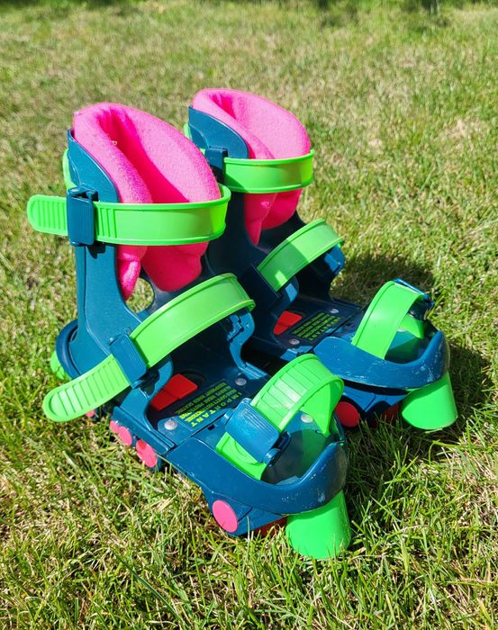 Продам розсувні Ролики універсальний розмір яскраві