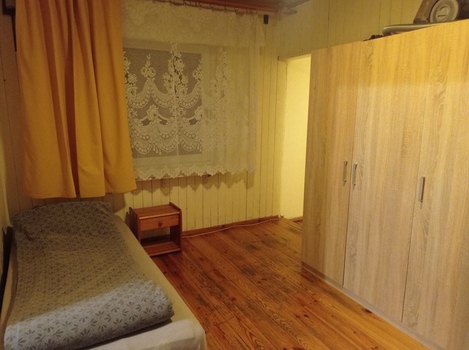 Dom dla pracowników -22 zł  tanie  spanie w centrum Józefowa.