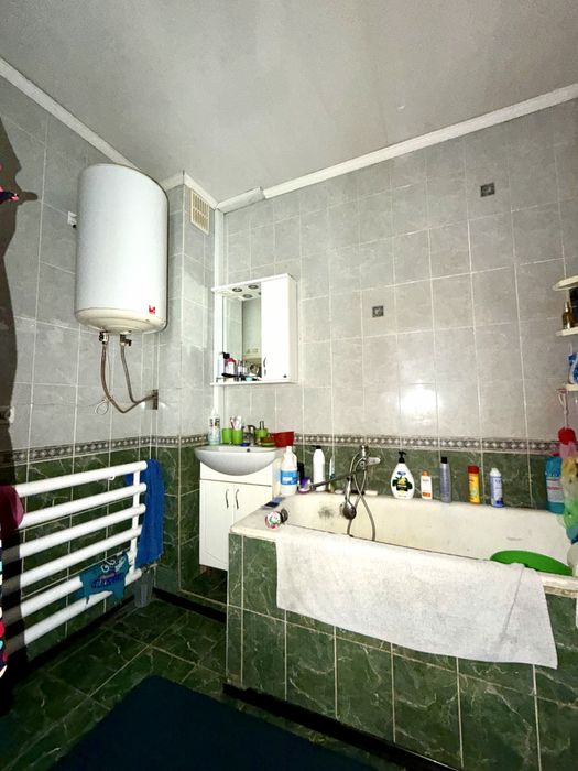 будинок 190м2, 13.4 сотки. Сертифікат так