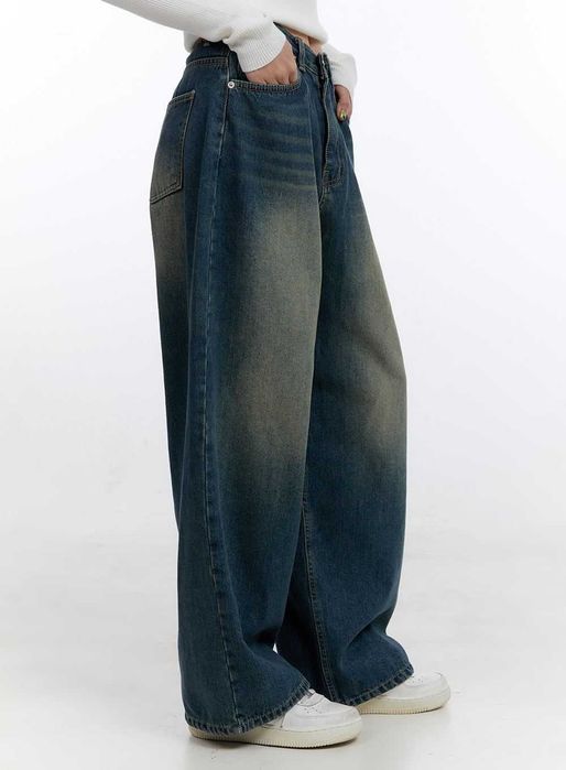 Джинси беггі Bershka Denim