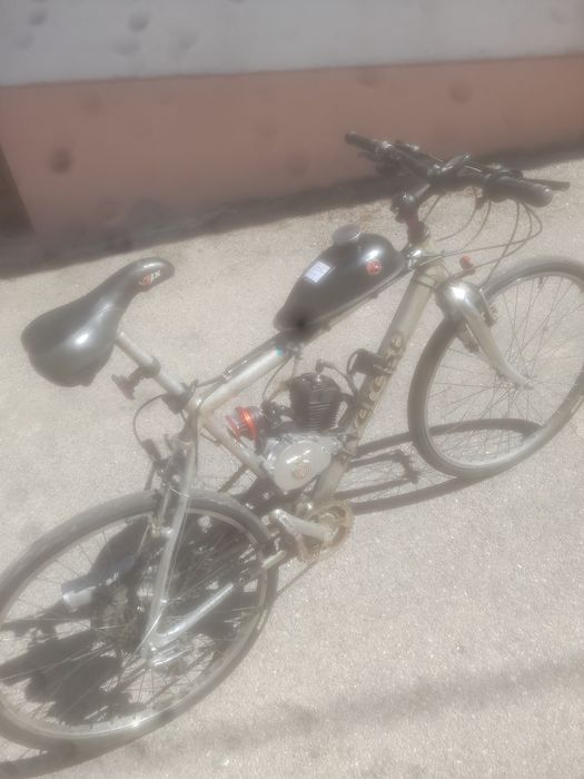 Bicileta shimano de alumínio com motor auxiliar 39cc