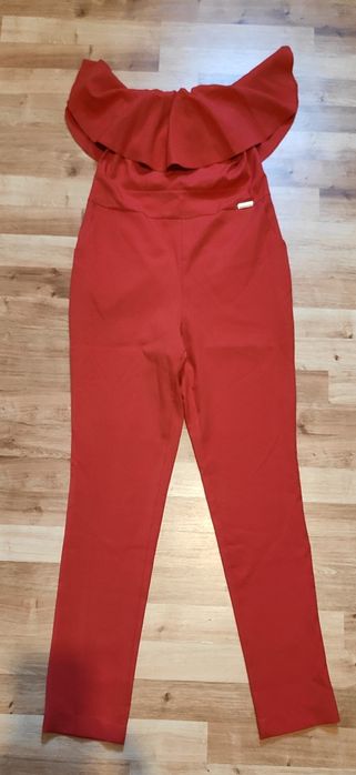 Czerwony kombinezon marki Ivon, r. 40, nowy z metką