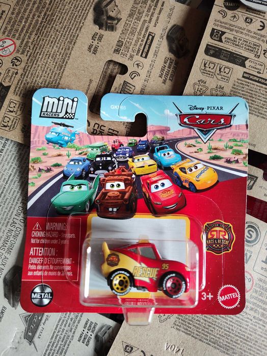 Zygzak McQueen race rescue cars auta Disney mattel mikroauta