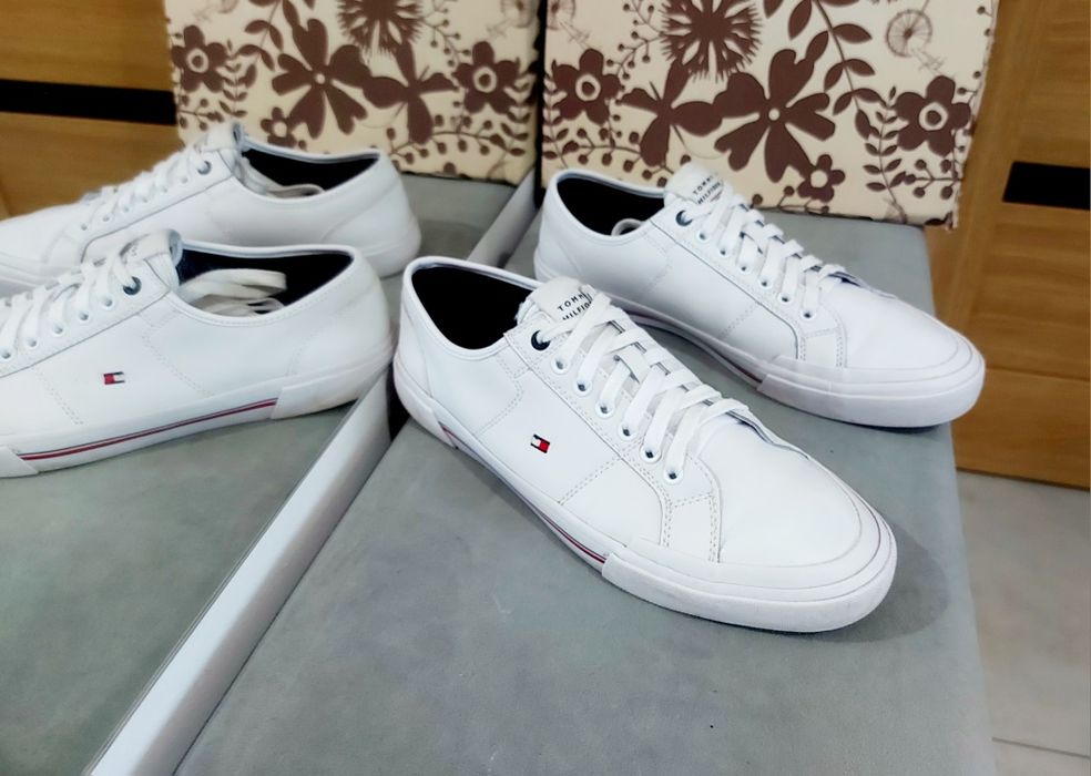 Oryginalne buty sneakersy tenisówki męskie skórzane Tommy Hilfiger 43