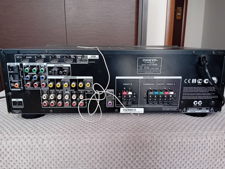 Kino domowe amplituner głośniki i kolumny