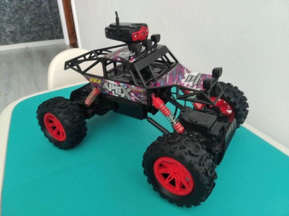 Машинка із камерою.