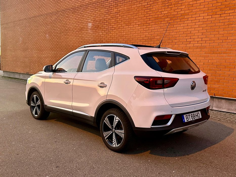 MG ZS EV Luxury 44kw