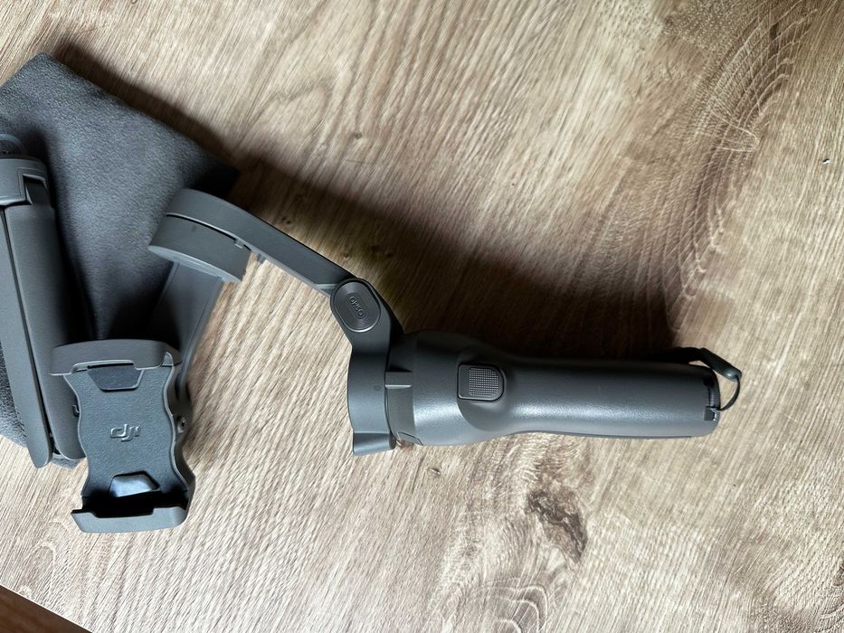 DJI Osmo Mobile 3 – stabilizator/gimbal do smartfona – stan bardzo dobry
