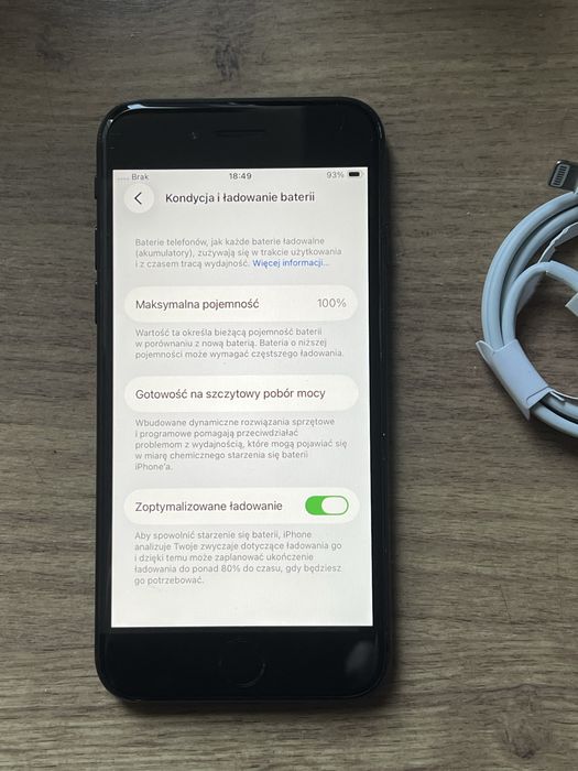 Iphone se 128gb, bateria 98%. Kabel w zestawie! Dobry stan