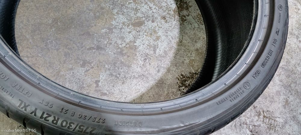 Pneus 275/30/21 continental semi novos