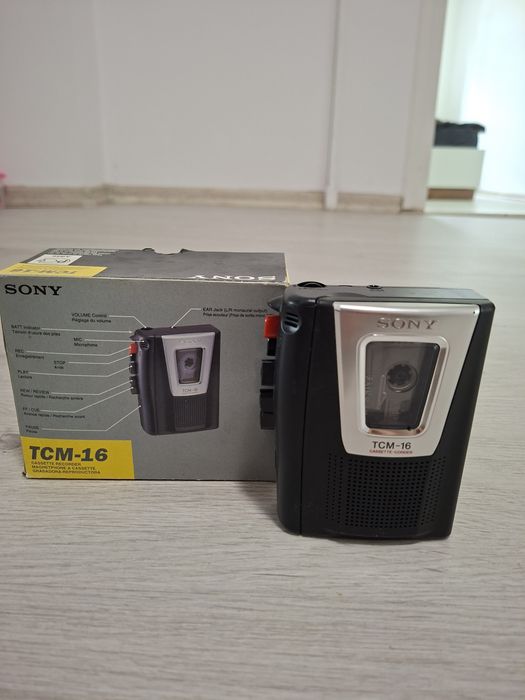 Nowy Magnetofon Kasetowy / Dyktafon SONY TCM-16