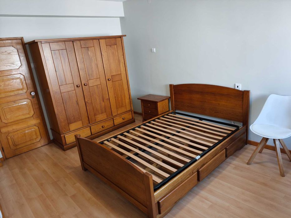 Quarto com WC Privado  perto das Universidades (Permite deslocação a pé)