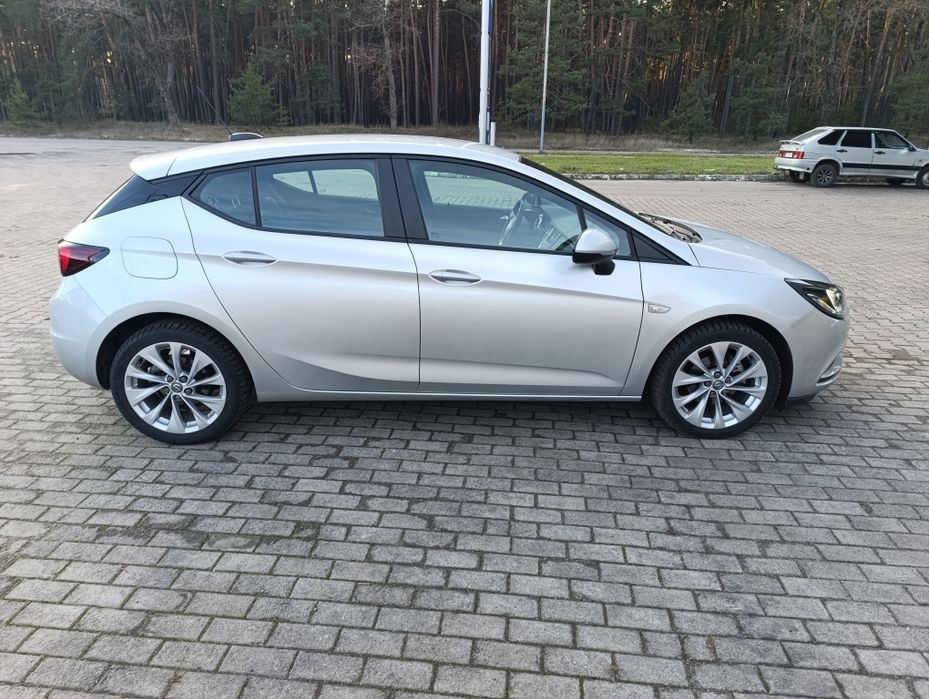 Опель Астра К 1.4 турбо