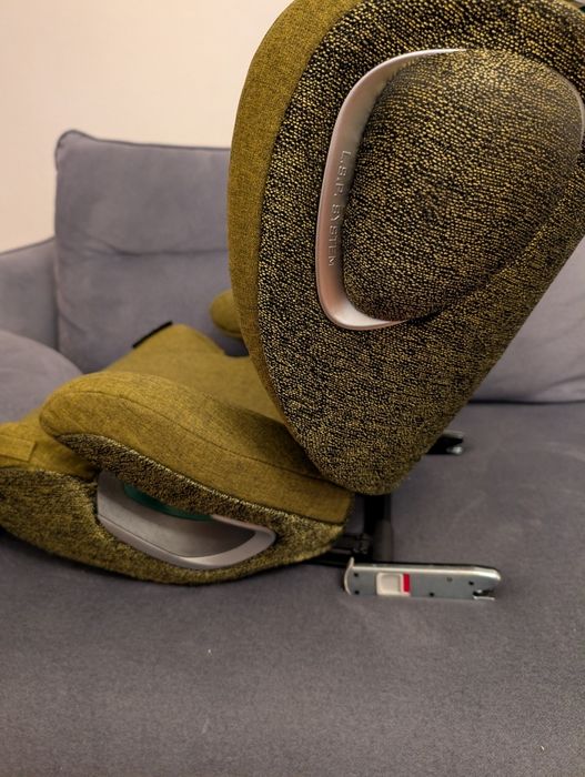 Foteliki samochodowy cybex 100-150 cm