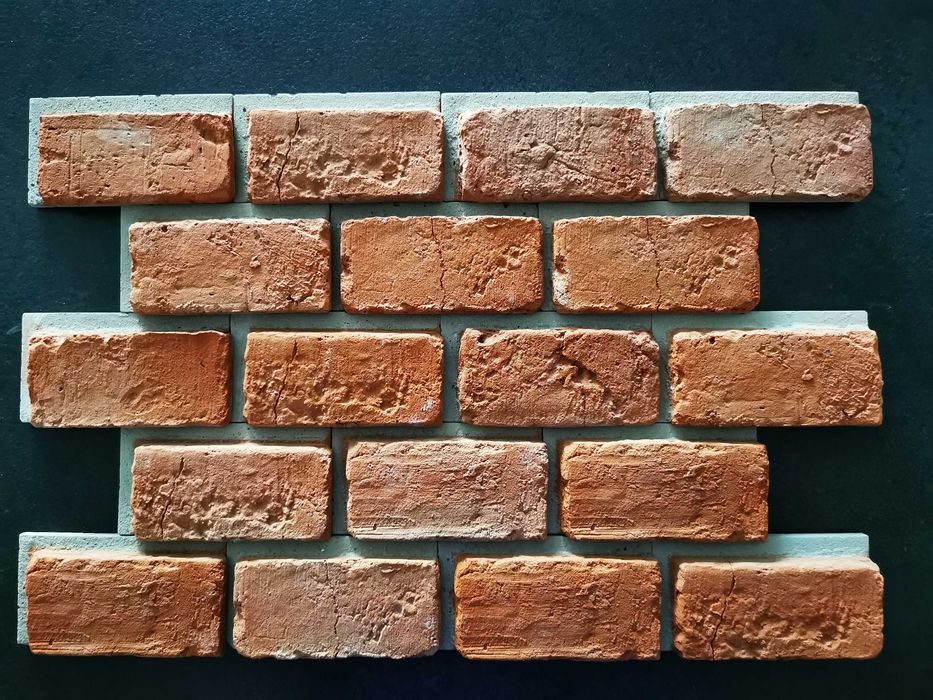 Płytka - cegła dekoracyjna z fugą na pow. 1,3m²