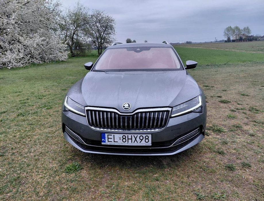 Skoda Superb kombi 2.0 diesel 2023r.