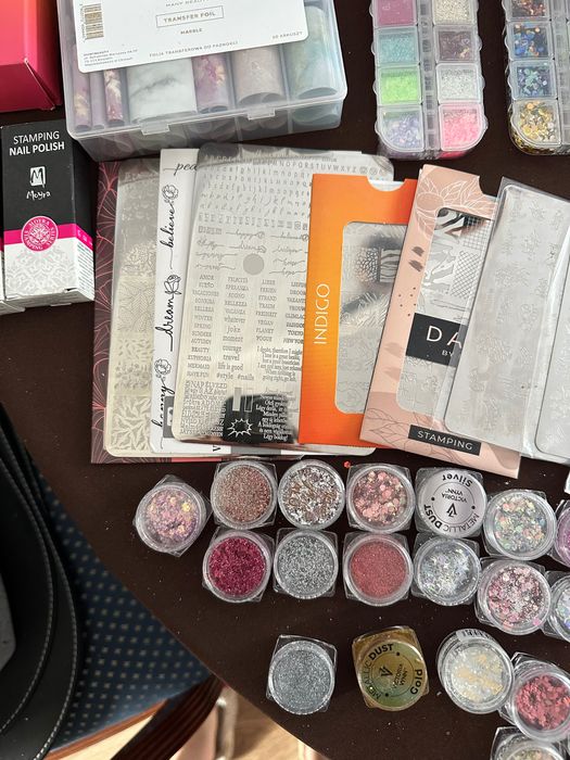 Materiały do manicure/pedicure