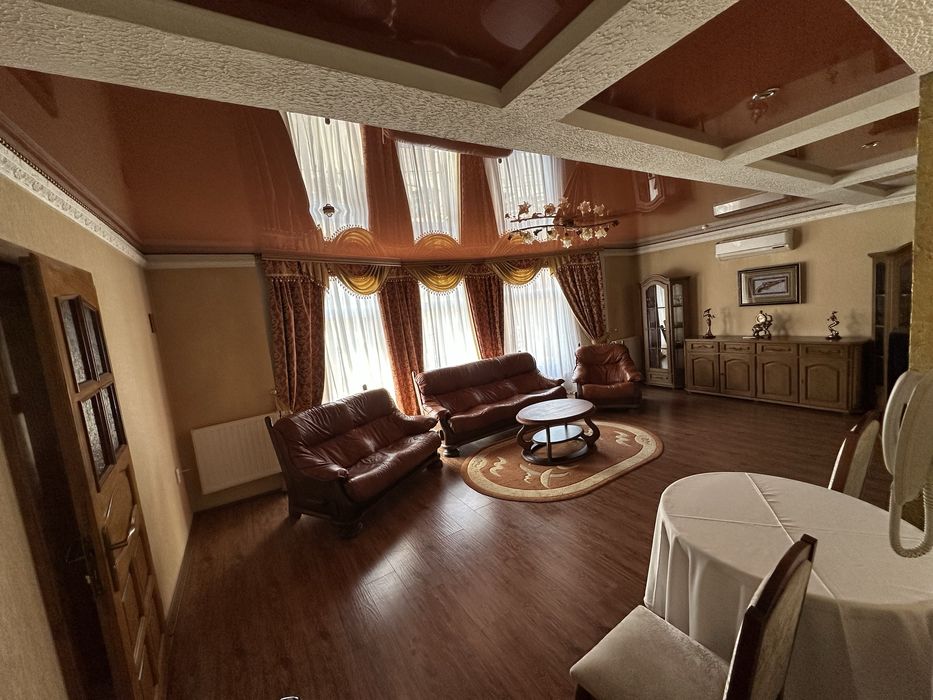 Оренда приміщення в центрі м.Тячів, площа 50 кв.м.