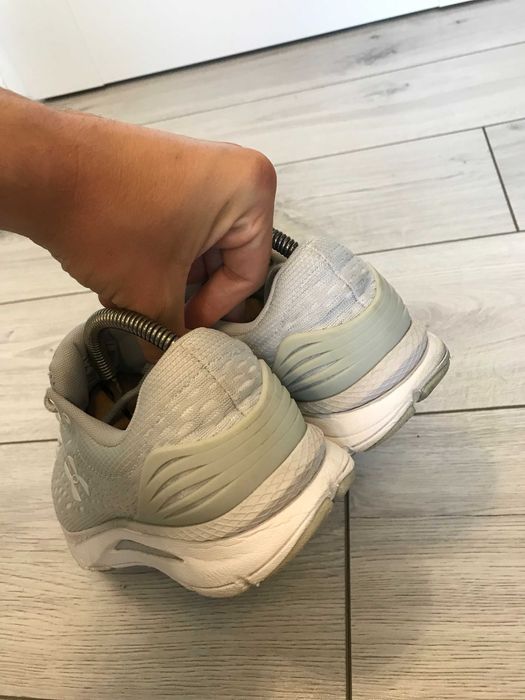 Buty Under Armour Charged Intake rozm. 40,5