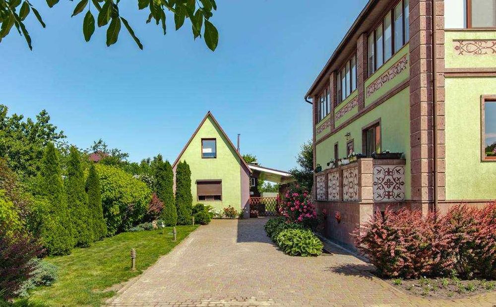 Продажа дома в пгт Безлюдовка