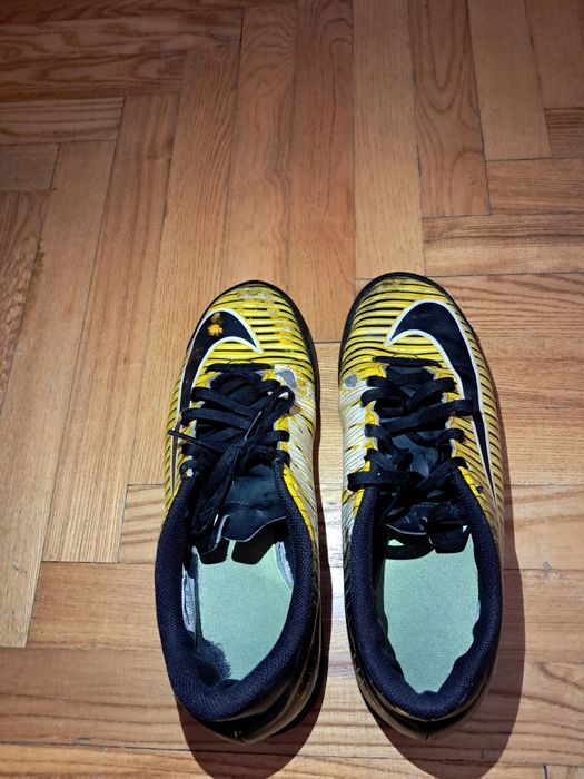 Сороконожки, бутсы, копы, футзалки Nike MercurialX Victory VI TF.