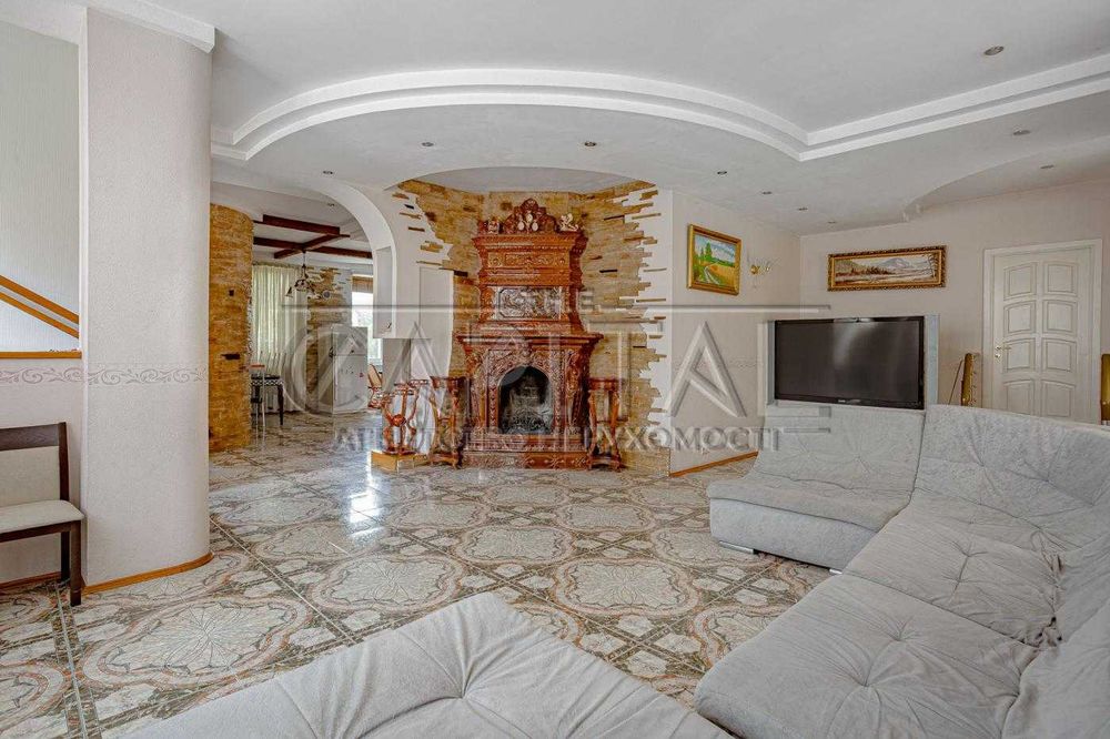 Аренда дома с газом Осокорки, 9 комнат, 7 спален, ул. Садовая