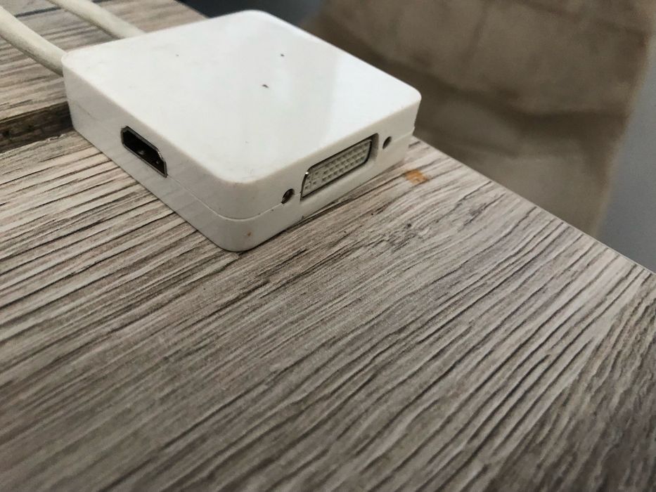 adapter mini display port - hdmi/DVI/VGA