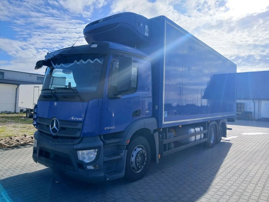 Mercedes-Benz